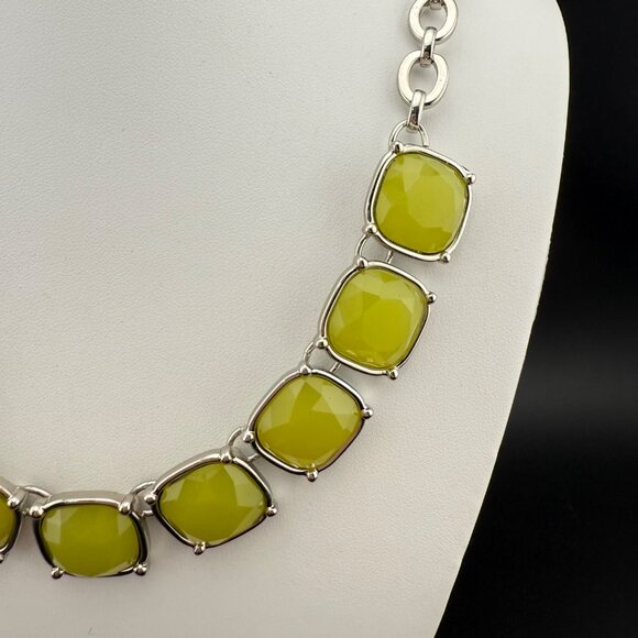 Lia Sophia Yellow Faceted Plastic Stone Necklace Silver Tone Chain Link Adjustab - Picture 3 of 7
